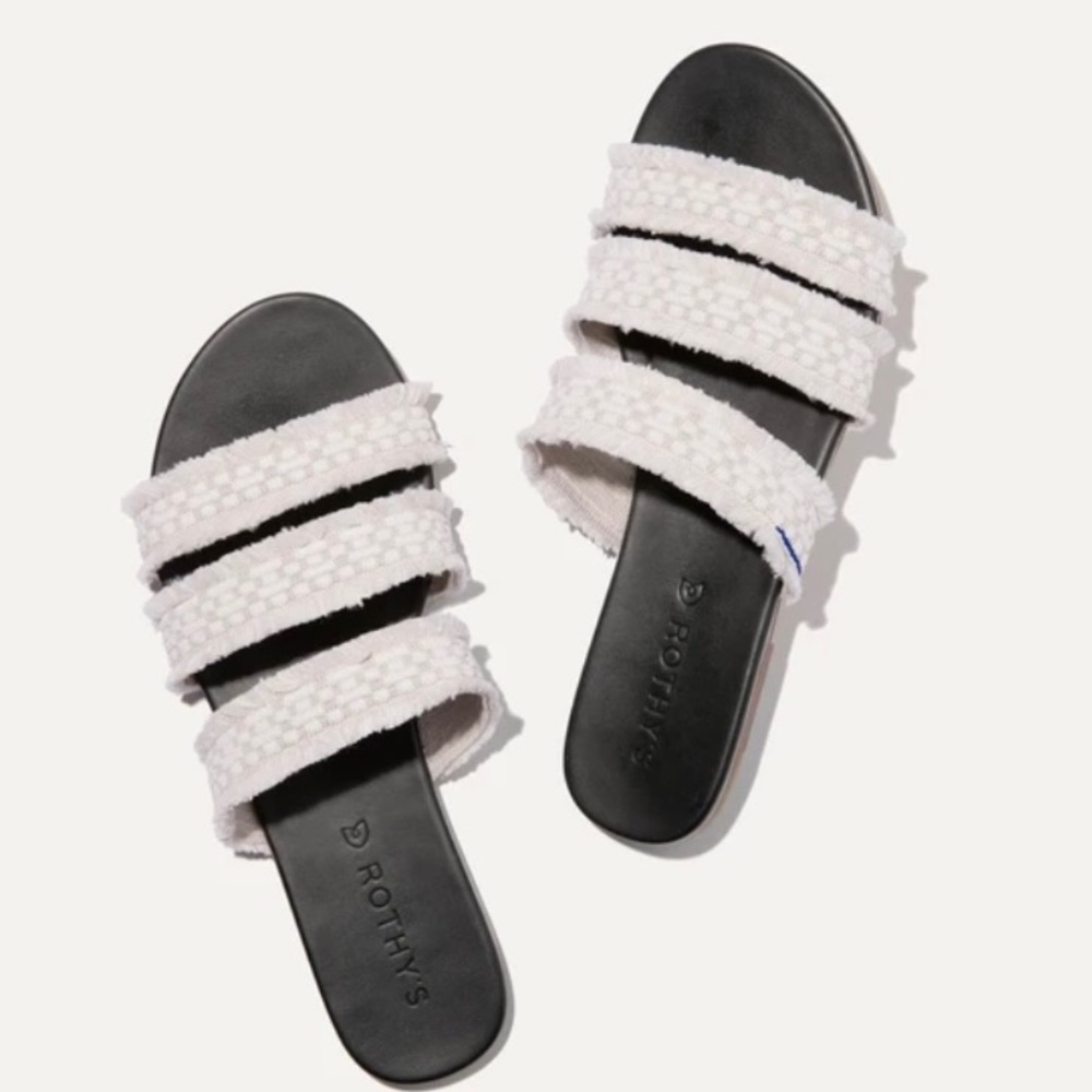 LOWEST PRICE BN Rothys Seashell Fringe Sandals 7.5